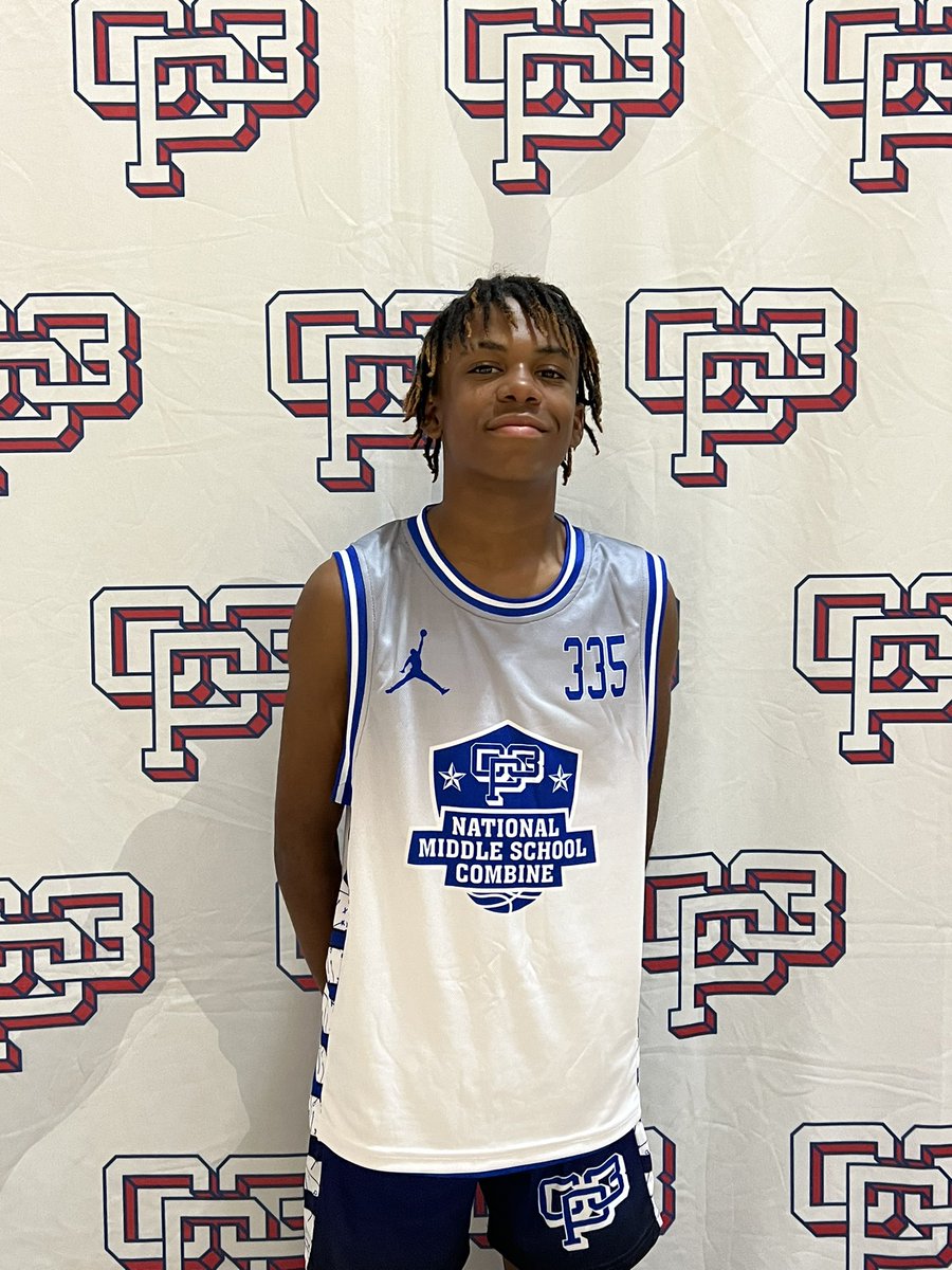 CoreyK2027's tweet photo. Great weekend @CP3NMSC Thanks to the coaches, the guys I hooped with and my @StrongCenter27 guys. #CP3Camp #CP3NMSC #2027 https://t.co/DCBlabYAJ9
