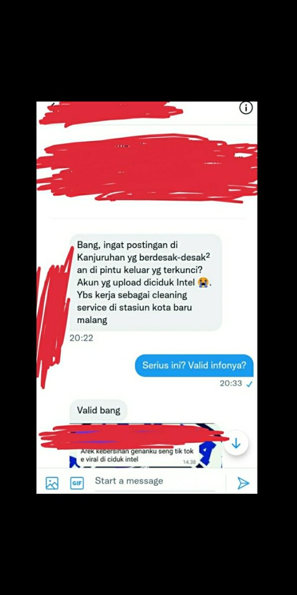 kafiradikalis's tweet photo. ...Pak Kapolri @ListyoSigitP yth,

saya dapat laporan dari masyarakat yg ketakutan.

Bahwa anak buah anda menciduk buruh cleaning service yg video'y viral. Benarkah ini, pak?

Jika benar info tsb, mengingatkan pada kasus KM 50 di mana ada saksi2 sempat diciduk bbrp hari... (``,) https://t.co/pphXZwnWLL
