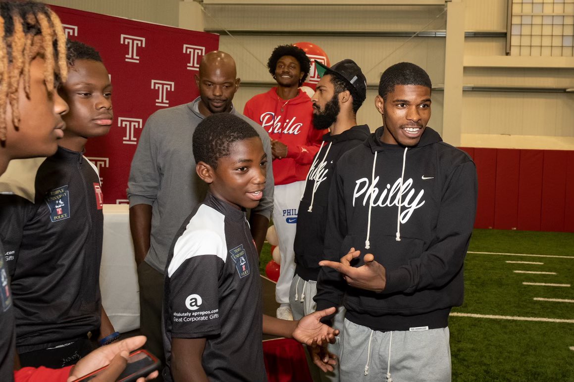 Temple Men's Basketball (@tumbbhoops) on Twitter photo Fun times at <a href="/TempleUniv/">Temple University</a> Community Appreciation Night on Friday!
πππ ππ‘! Fun times at <a href="/TempleUniv/">Temple University</a> Community Appreciation Night on Friday!
πππ ππ‘!
