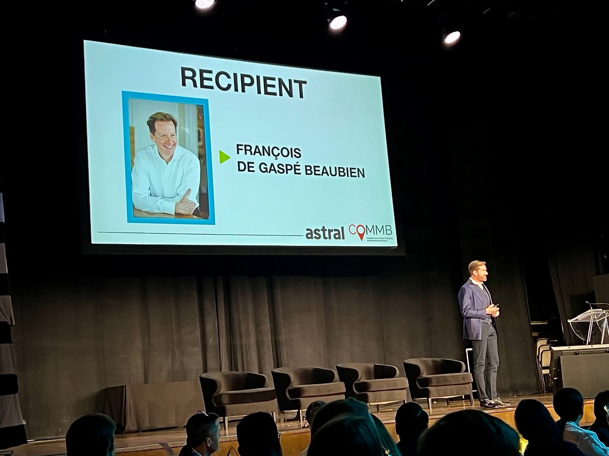 COMMBCA's tweet image. Congratulations François @DeGaspeBeaubien, recipient of the Merit Award (sponsored by COMMB &amp;amp; Astral) at OOH Day 2022! Thanks to our host @AdClubToronto for supporting @NABS_Canada &amp;amp; thanks to François for the important message about our natural resources: aquaaction.org