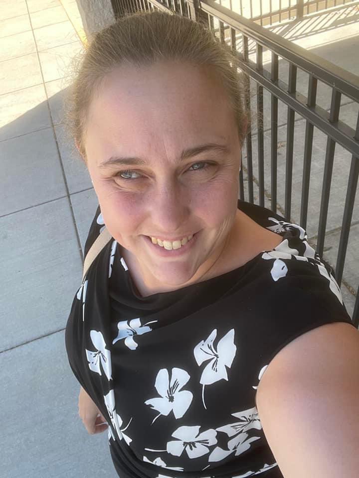 TheMikeEllis's tweet photo. Even after the death of her husband, a blind #Spokane, Washington woman is a foster mom and going to college. https://t.co/ODNENtJ26S @Goodable https://t.co/eXDpkasEqj