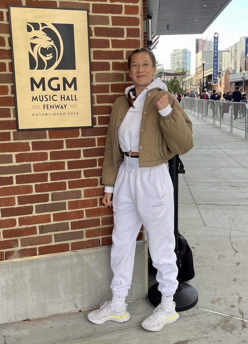 Courtney  M. tweet media