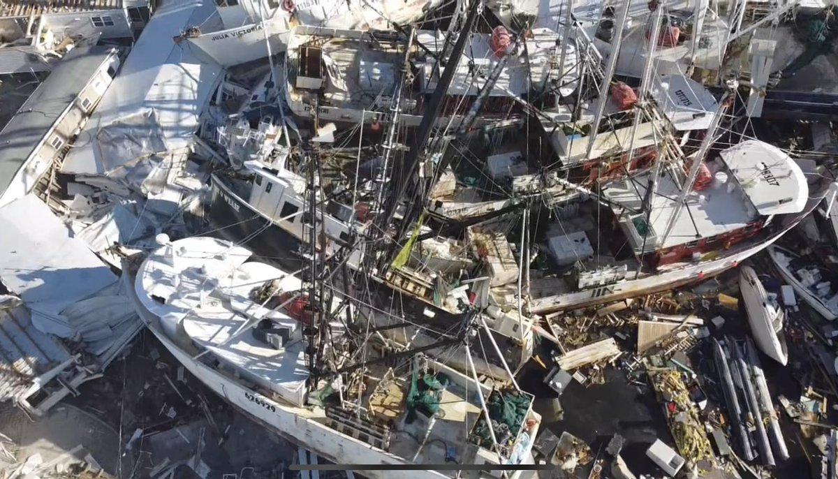 ismithKDKA's tweet image. No words. We are in Ft Myers Beach today where the damage from #HurricaneIan is catastrophic. Shrimping is a main industry here and nearly all boats are destroyed along with 90% of homes and businesses. @KDKA @CBSNews @NewsmanChris