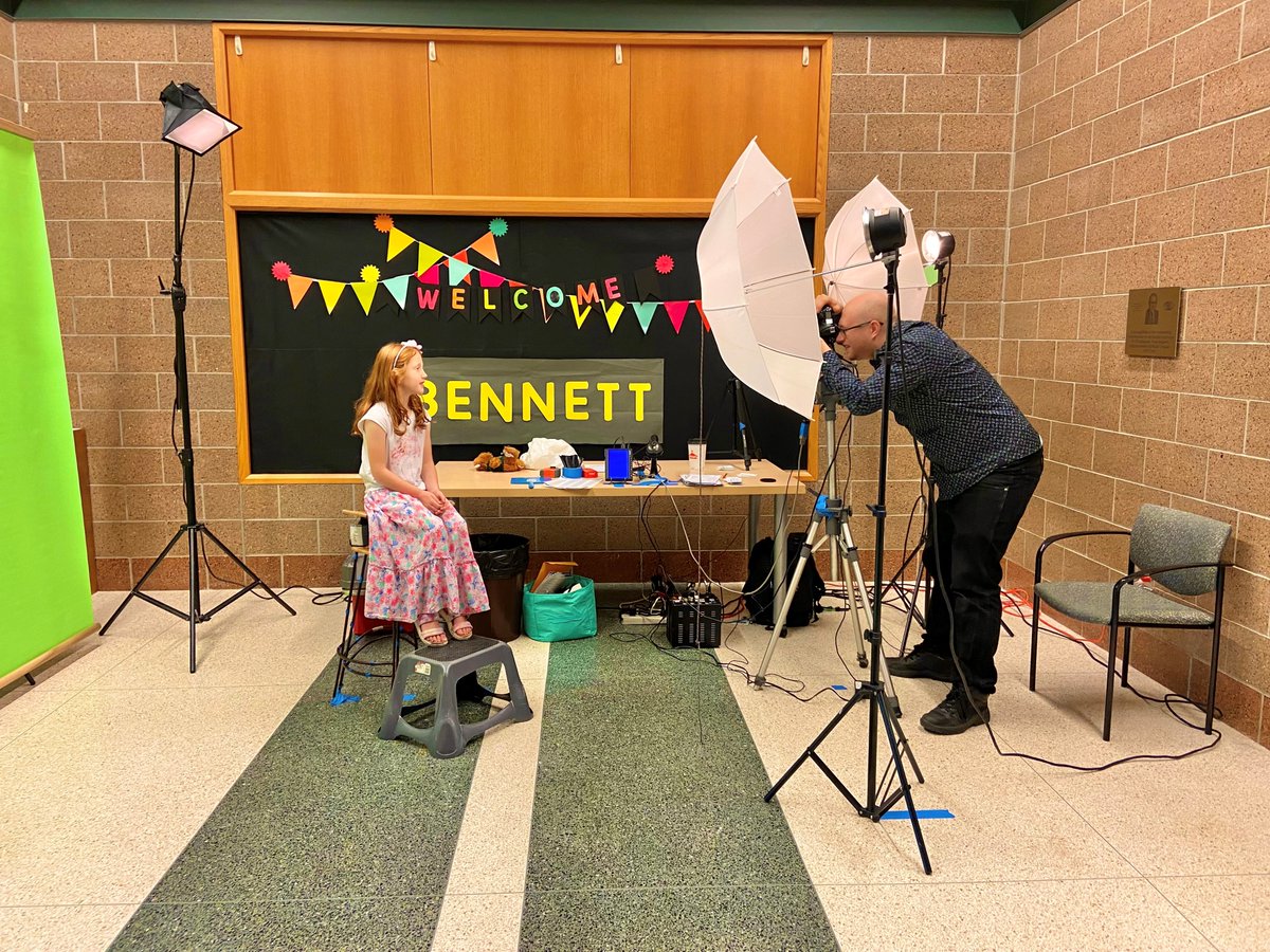 SchoolBennett's tweet photo. It's picture day! 📸 https://t.co/qRUodBq8Zl