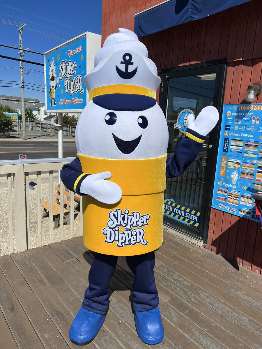 Skipper Dipper tweet media