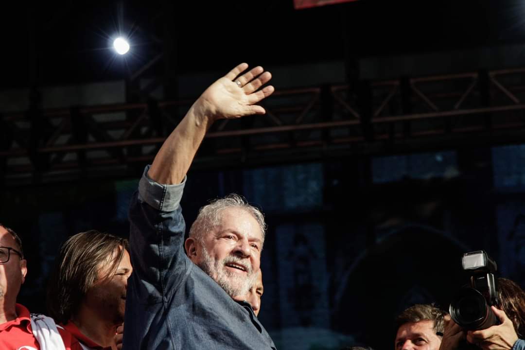 RECEQro's tweet photo. 📌Celebramos una victoria más de la izquierda en América Latina.

#Lula https://t.co/PCerviT3FR