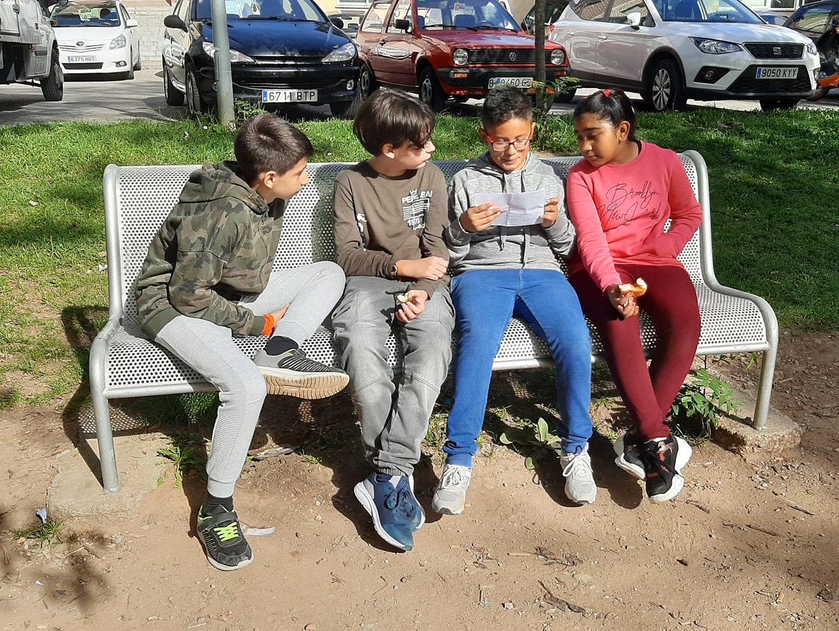 Ins_SerradeNoet's tweet photo. Avui els alumnes de 1r del projecte STEM "Creem joguines" hem visitat l'Escola Bressol Flor de Neu.  Ha estat molt profitosa! Ben aviat construirem les joguines! Moltes gràcies per rebre'ns! @AjuntamentBerga https://t.co/R2jXD1SShI