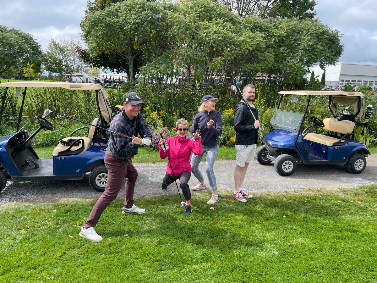 SmithBusiness's tweet photo. Earlier this month, #SmithBusiness faculty and staff enjoyed a day of golf. The event was organized by Smith's #FitToLead and welcomed players of all levels, from beginners to seasoned golfers. It was a #HoleInOne!
#LifeAtSmith https://t.co/6QIhHmwMrd