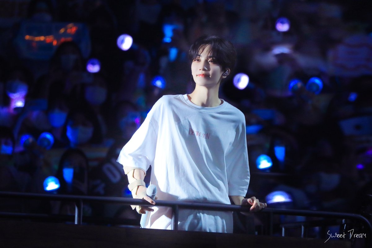 -`ღ´- Happy Birthday LOML -`ღ´-

I Love You 🤍🌌 <a href="/pledis_17/">세븐틴(SEVENTEEN)</a>
#깊은향기로_남을_정한이의_스물여덟
#1004DayWithJeonghan