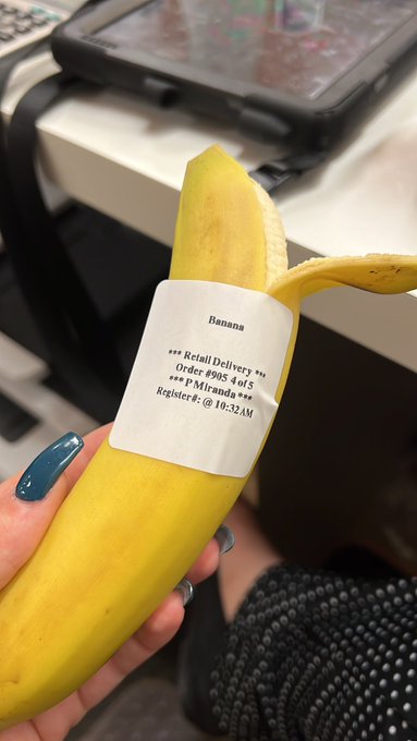 Thank you I was indeed confused. https://t.co/QnN9tI4V4E<a href="/tag/ootd"class="tags"><span>#ootd</span></a>