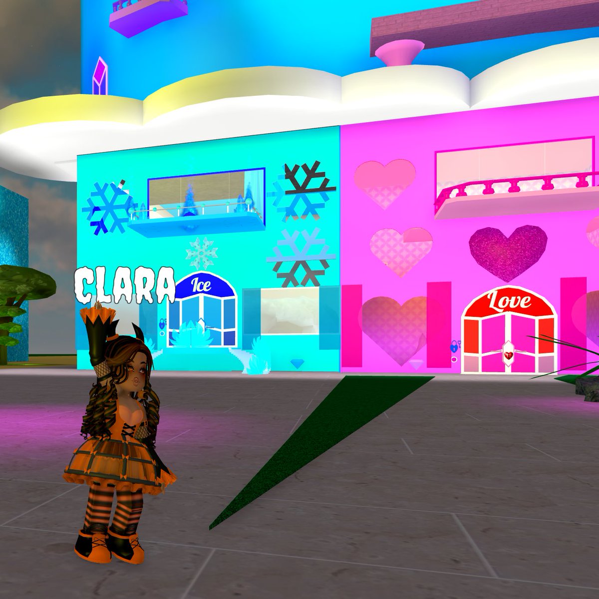 Tess_RoyaleHigh's tweet photo. Saying see you later to enchantix "roumors that it might leave" #royaleween #royalehigh #royalehighconcept #royalehighupdate 😅🥹 https://t.co/G4HcRCIGgb