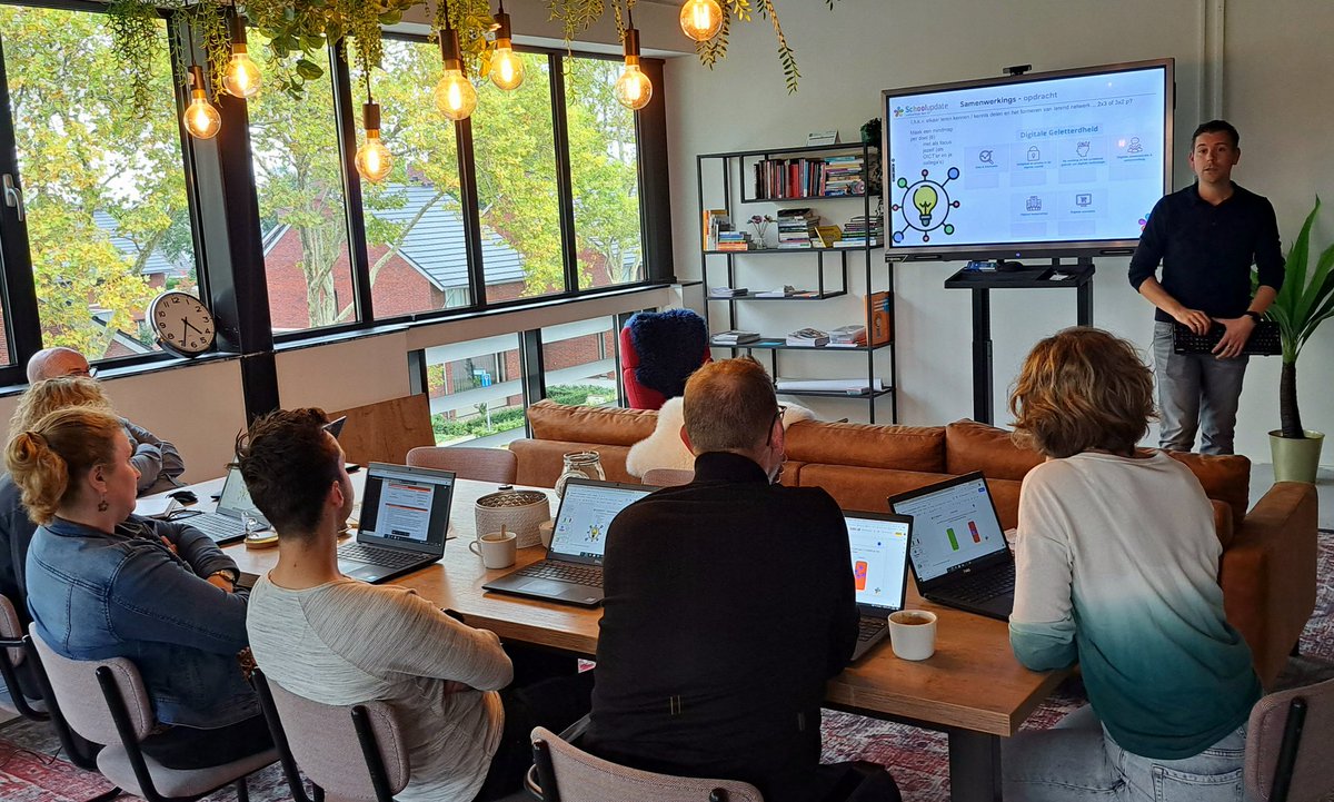 Mieke Engelbertink tweet media