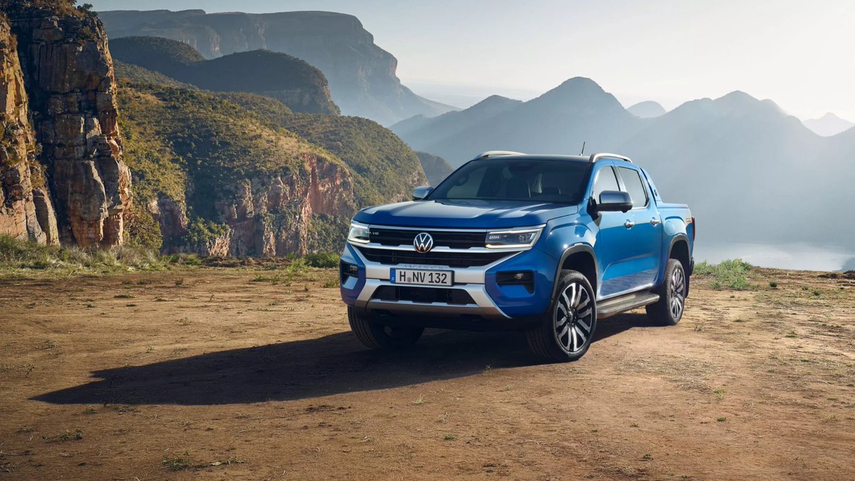 dchenjerai001's tweet photo. @NicksonNavaya @nematombo @Ford @PTChimusoro @CruizAutoCity @gamuchete @munyati01 @PnBoweni @thembakumbula @SmangaMad @phillipkudzayi Amarok is a class above https://t.co/bLfbrwGLhr