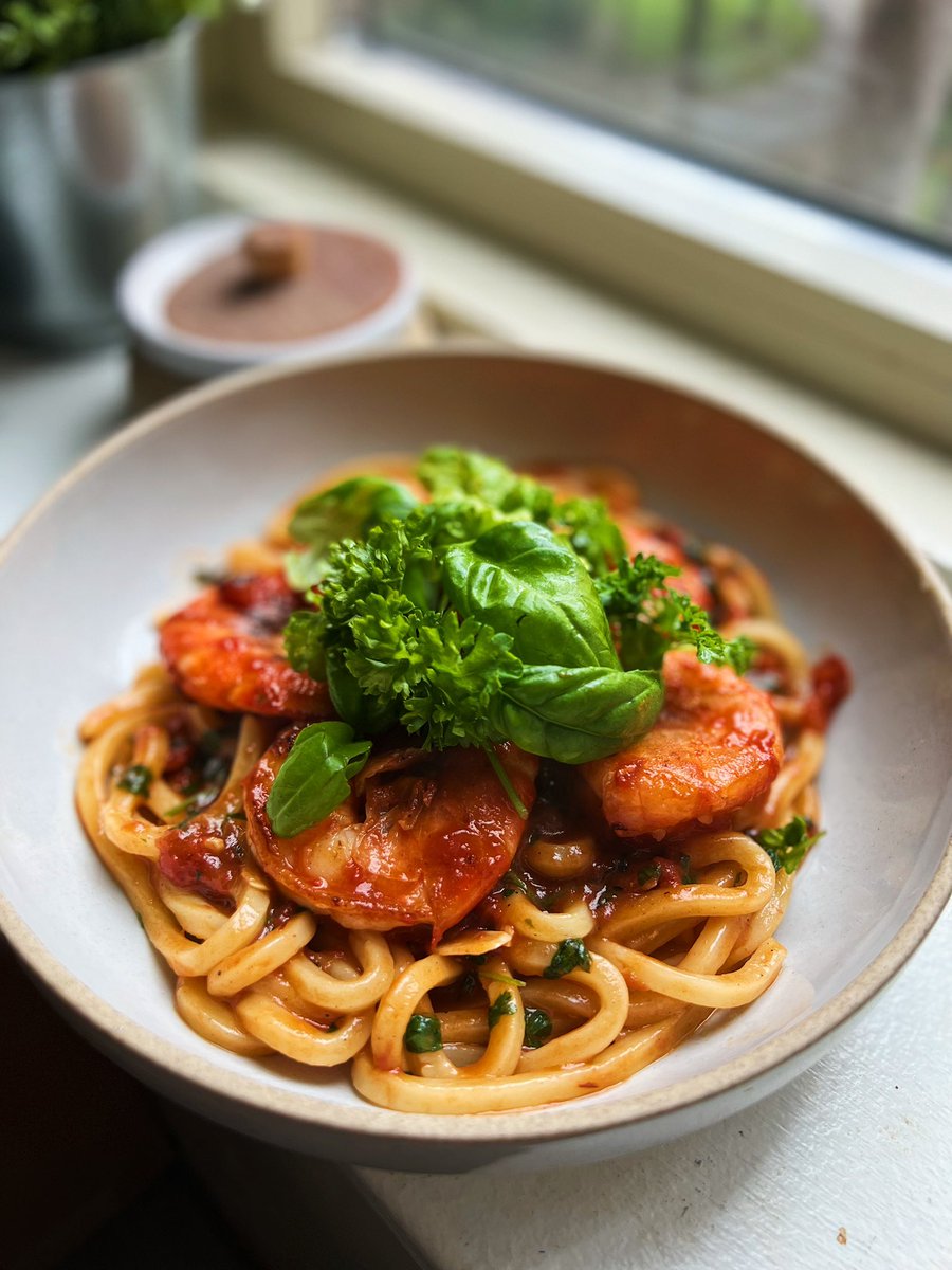 Inga Lam tweet media