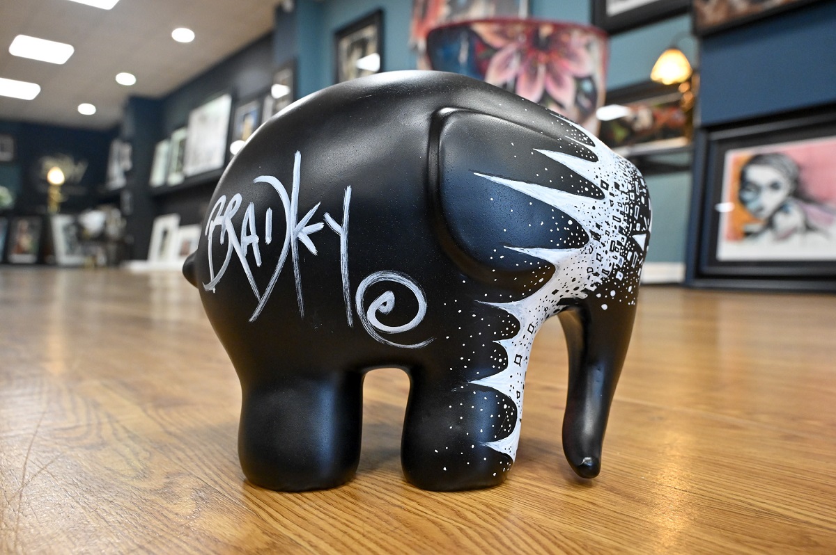 How gorgeous is this Terry Bradley original? Want it for yourself? The register  your interest today - fal.cn/3speR

Don't wait! 'Terry's Elmer' goes under the hammer at our auction on Wednesday night and there won't be another one!!