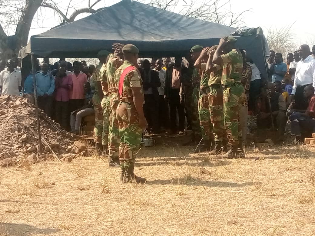 The Hero has fallen, Insiza has been robbed.
Southern Zone Commander and Leftenant 'Dusty' Gift Givie Ndlovu has been laid to rest @Insiza district Heroes Acre