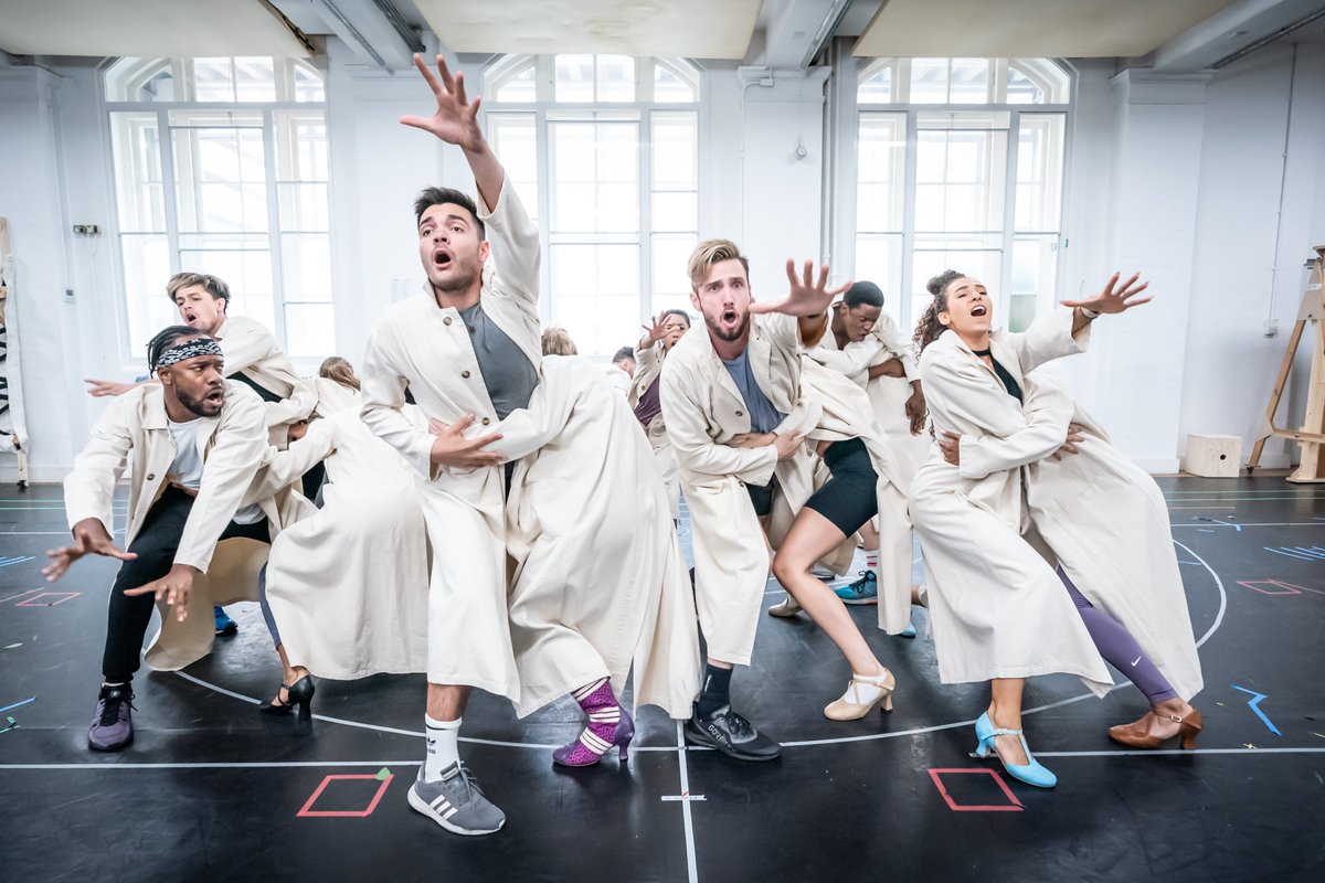 A snap of our #FrozenFam rehearsing hard for our cast change over last week for some #MondayMotivation 
It's not an easy task practicing dance numbers, quick costume changes, and bringing magic to Arendelle 🏰Snow some love to them &amp; our wonderful creative team ❄️👇📸Marc Brenner