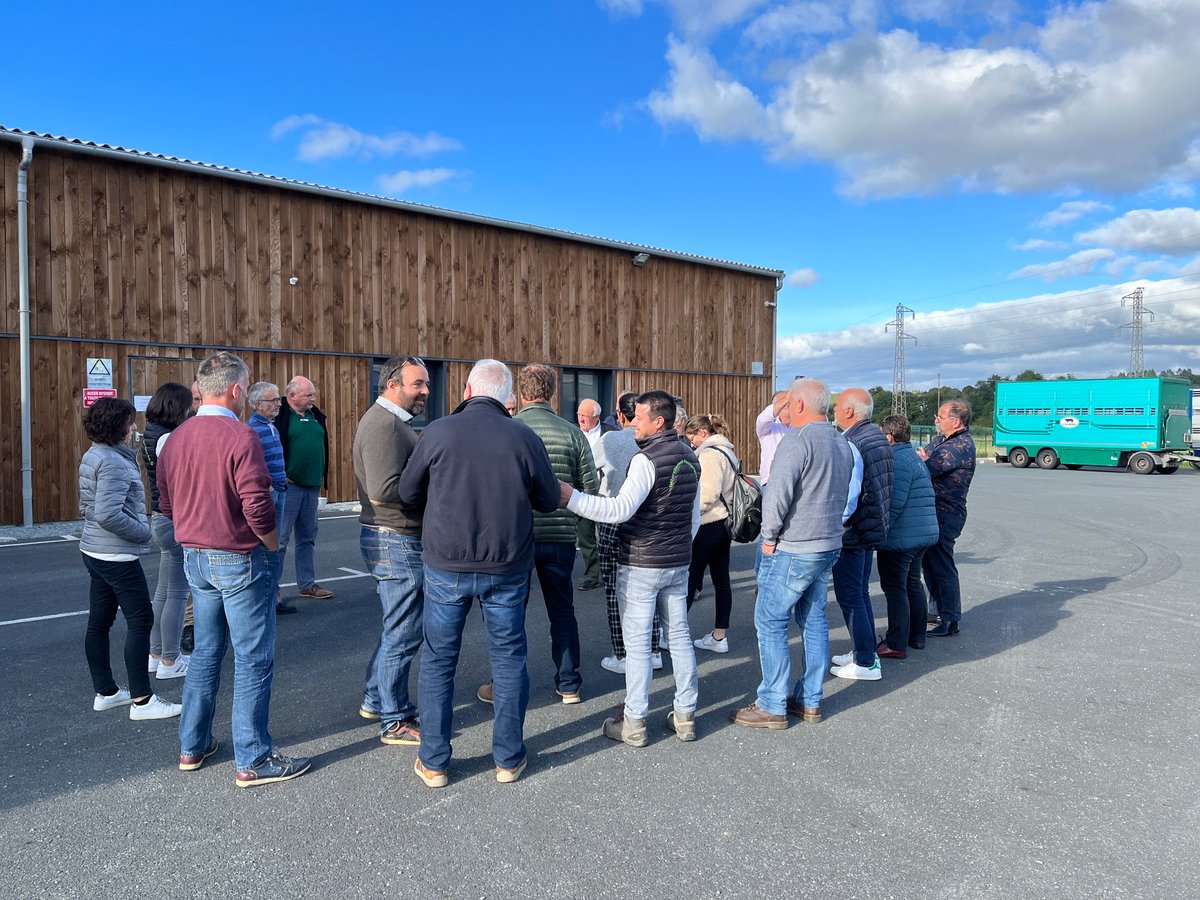 Interbevna's tweet photo. Clôture du conseil d’administration avec la visite du centre d’allottement de la #CELMAR. https://t.co/00b0JEhGRC