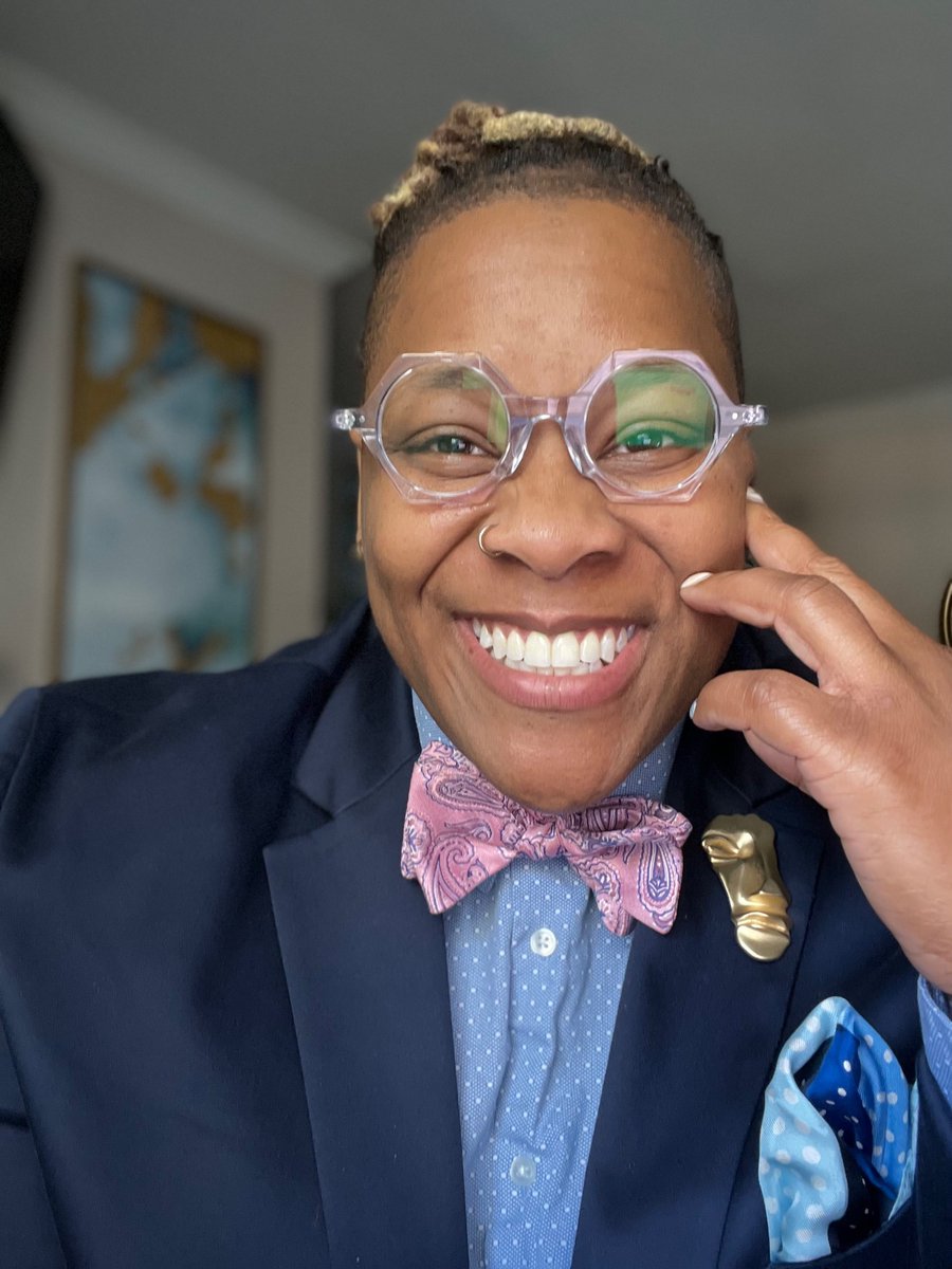 Candace Moffitt tweet media