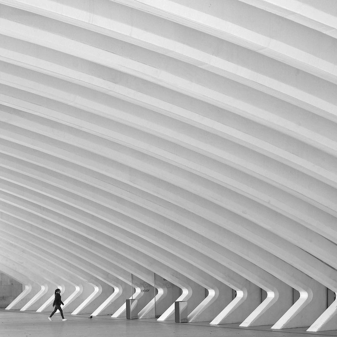 Hoy se celebra el Día Mundial de la #Arquitectura, un día que no solo celebran los arquitectos, sino también otras partes implicadas en el sector, como los #fotógrafos de arquitectura.🏢

📸 <a href="/Ceceeme/">Consuelo Cabiedes</a>