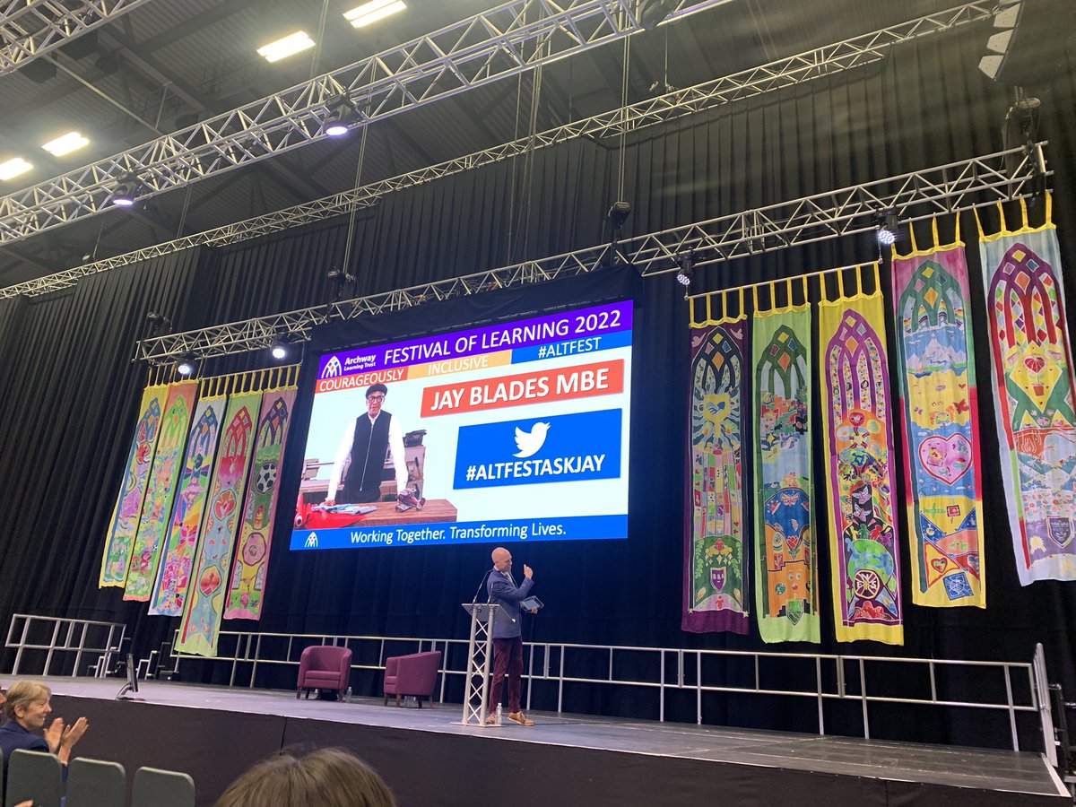drbIgniteMAT_HR's tweet photo. How do I sum up what a fantastic day all Archway colleagues have had at our Festival of Learning? #ALTFEST Two themes: Reading and DEI - it was epic!! Loved it! ❤️🙌👌🏻 https://t.co/UDhpGLeKMI