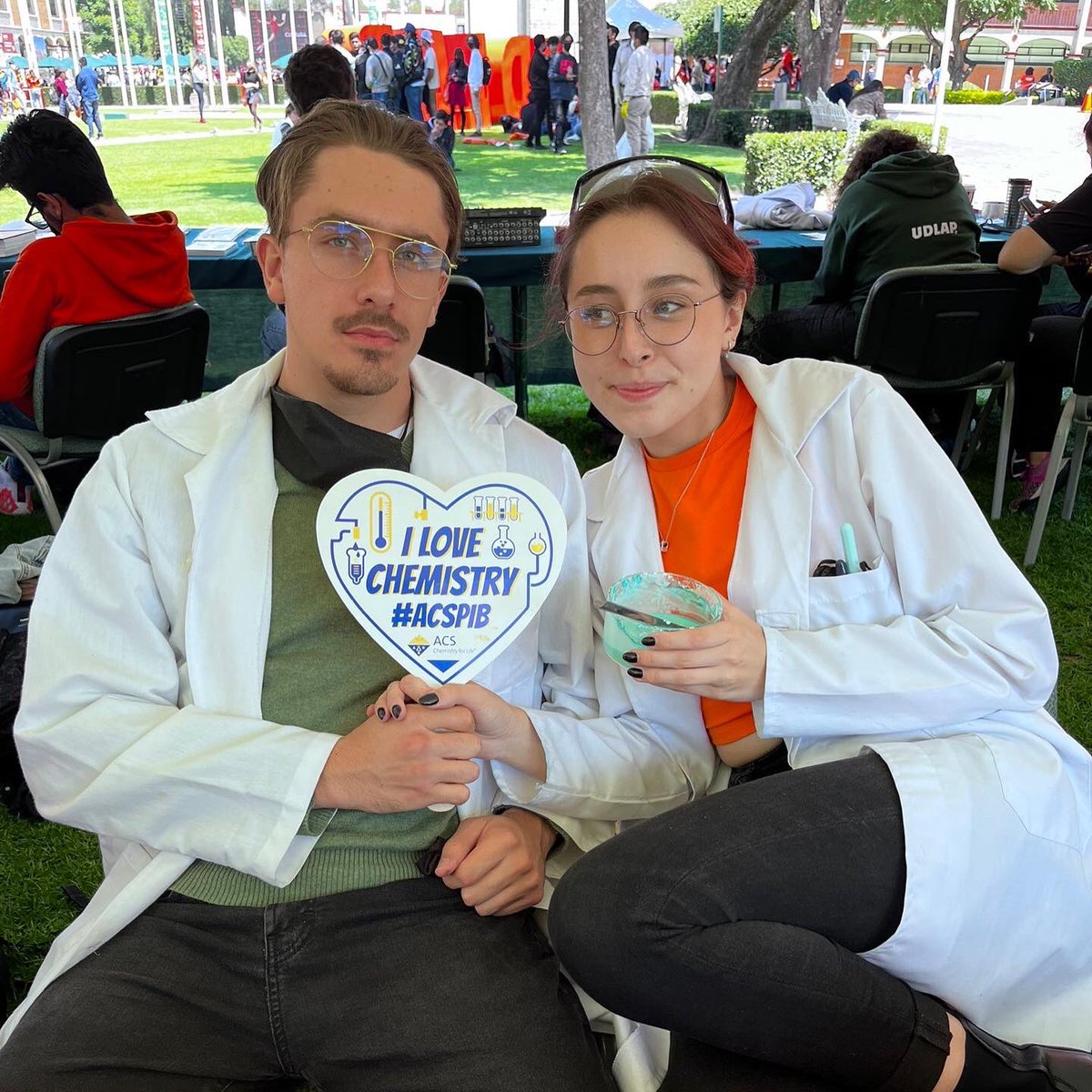 catalyst_ACSSC's tweet photo. iniciamos octubre compartiendo ciencia:) https://t.co/bsvok470f1