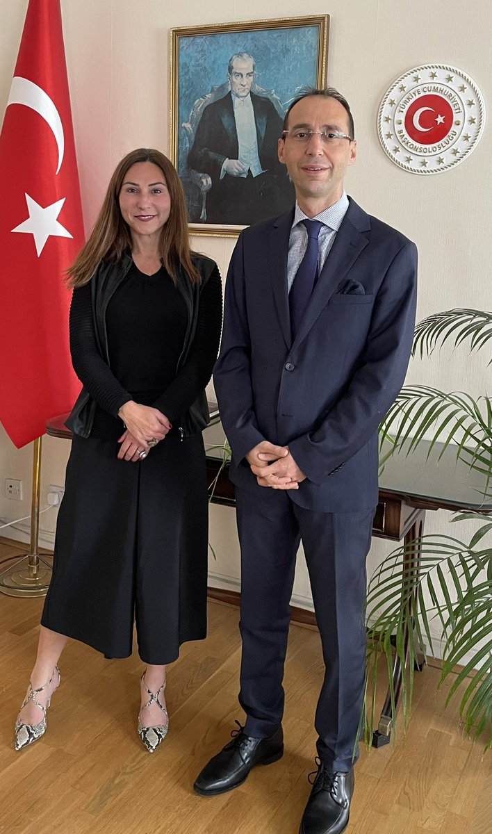 “Param UK” temsilcisi Sayın Nemika Menevşe’yle görüşmekten memnuniyet duyduk. Birleşik Krallık’tan ülkemize para transferine olanak sağlayan uygulama yakın zamanda hizmete girdi.

Happy to meet Ms. Nemika Menevşe of Param UK, an application to transfer money from UK to Turkey.