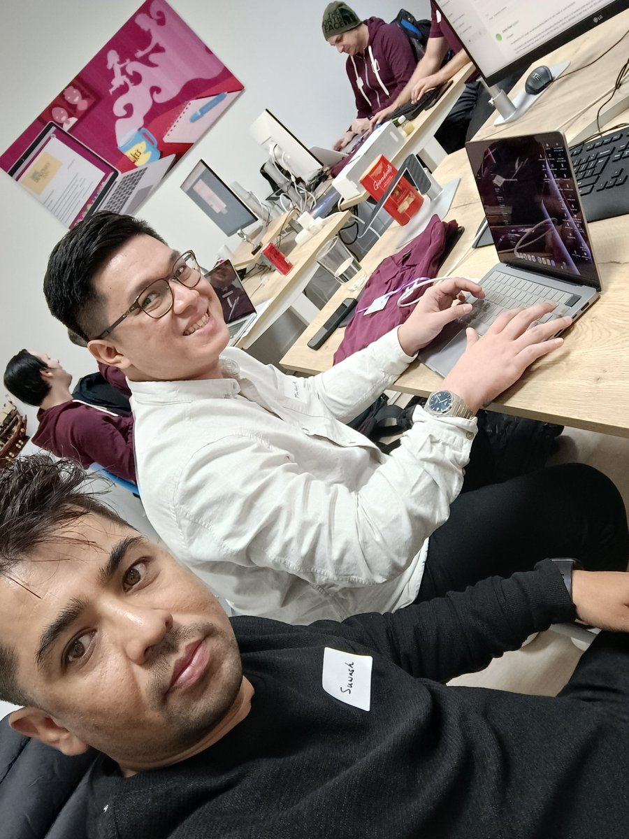 suascat's tweet photo. Productivity at work comes together sharing each of our skills and knowledge n that's what we are doing at Yoast HQ, meeting Yoast support engineers from across the globe at one place. Still a lot more to take away!!! #YoastCamp #yoast #seo #support #helpscout https://t.co/ffymwbg8tz
