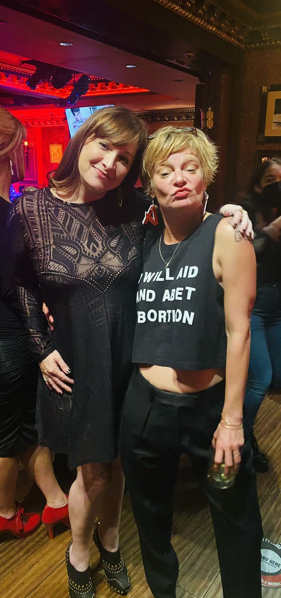 Lisa Goldberg tweet media