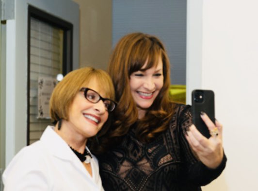 Lisa Goldberg tweet media