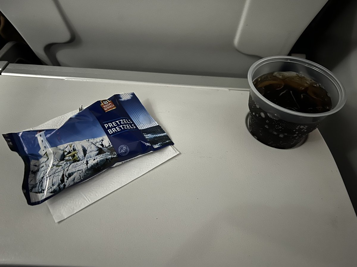 kaylasolt's tweet photo. Had the absolute best first time flying experience with @WestJet! @CocaCola tastes better 25,000ft in the air!
#flywithwestjet #flying #westjet https://t.co/IHVtwudGAc