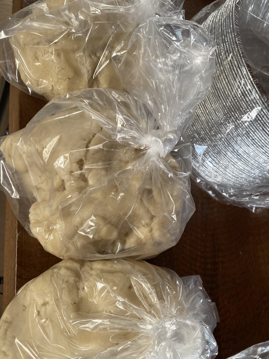 CiderFire's tweet photo. Getting ready for the #Thanksgivingweekend with #homemade #applepies with over 100 varieties of #apples to taste! #appletastingevent October 7th to the 9th 11am to 5pm but Sunday is to 4pm! Anyone wanting to participate, it $30 per person $50 a couple! https://t.co/agNuFx4non