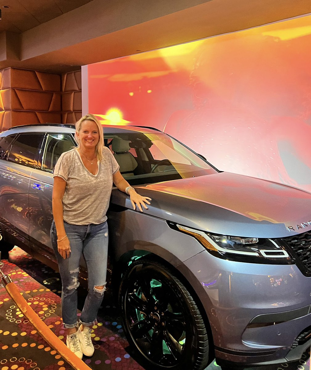 CasinoCoco's tweet photo. ๐จCar Winner Alert ๐จ Spent #SundayFunDay at Coco and left with a brand new 2022 Range Roverยฎ Velar P250 S! ๐ค #OnlyAtCoco https://t.co/tKYVFmuhSg