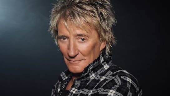 Sir Rod Stewart says he’s been drinking the tap water abroad for several decades and nothing bad’s happened