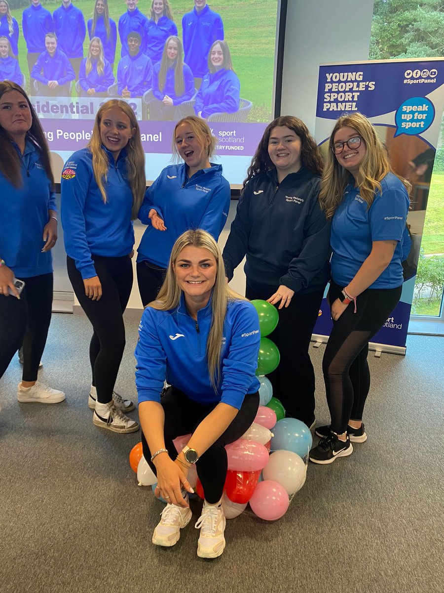 _CoachSteph's tweet photo. A1. My fellow female YPSP members inspire me everyday. The impact they have already made to woman’s sport is unbelievable! I know they will continue to make a difference beyond the panel!🙌🏽💙

#SportHour #YPSP 
@sportscotland 

@HannahSmith0104 @Kat3_Williamson @K_Henry02 https://t.co/gwJbcJI9cb