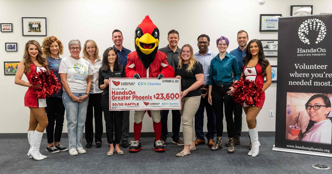 We cannot thank @AZCardinals enough for their generosity and @CoxComm for choosing us as a community partner! Most importantly, thank you to all the volunteers who came out to sell 50/50 raffles during the game 🙌