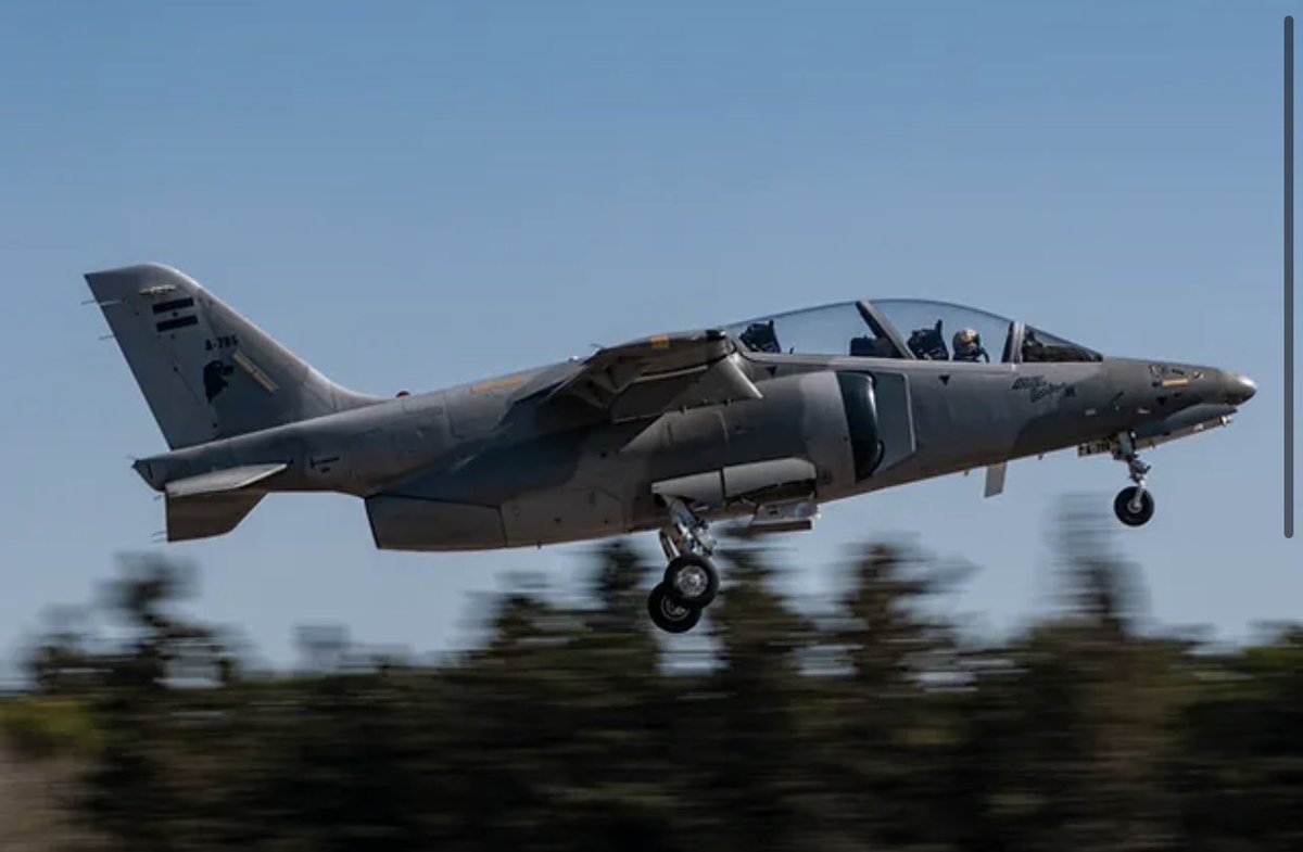 PucaraDefensa's tweet photo. El #Ejercicio #Dedalo 2022: 2° día de actividades
@MindefArg @FuerzaAerea_Arg @LockheedMartin #a4ar @fadea_oficial #ia63 #pampa #Vbrigada #salitre @FACh_Chile #vyca #redforce #blueforce @ENAER_Oficial @northropgrumman #F5E #tigreIII #fightinghawk #OA4AR
https://t.co/DZkAeHpckg https://t.co/eEbOk2mR9s