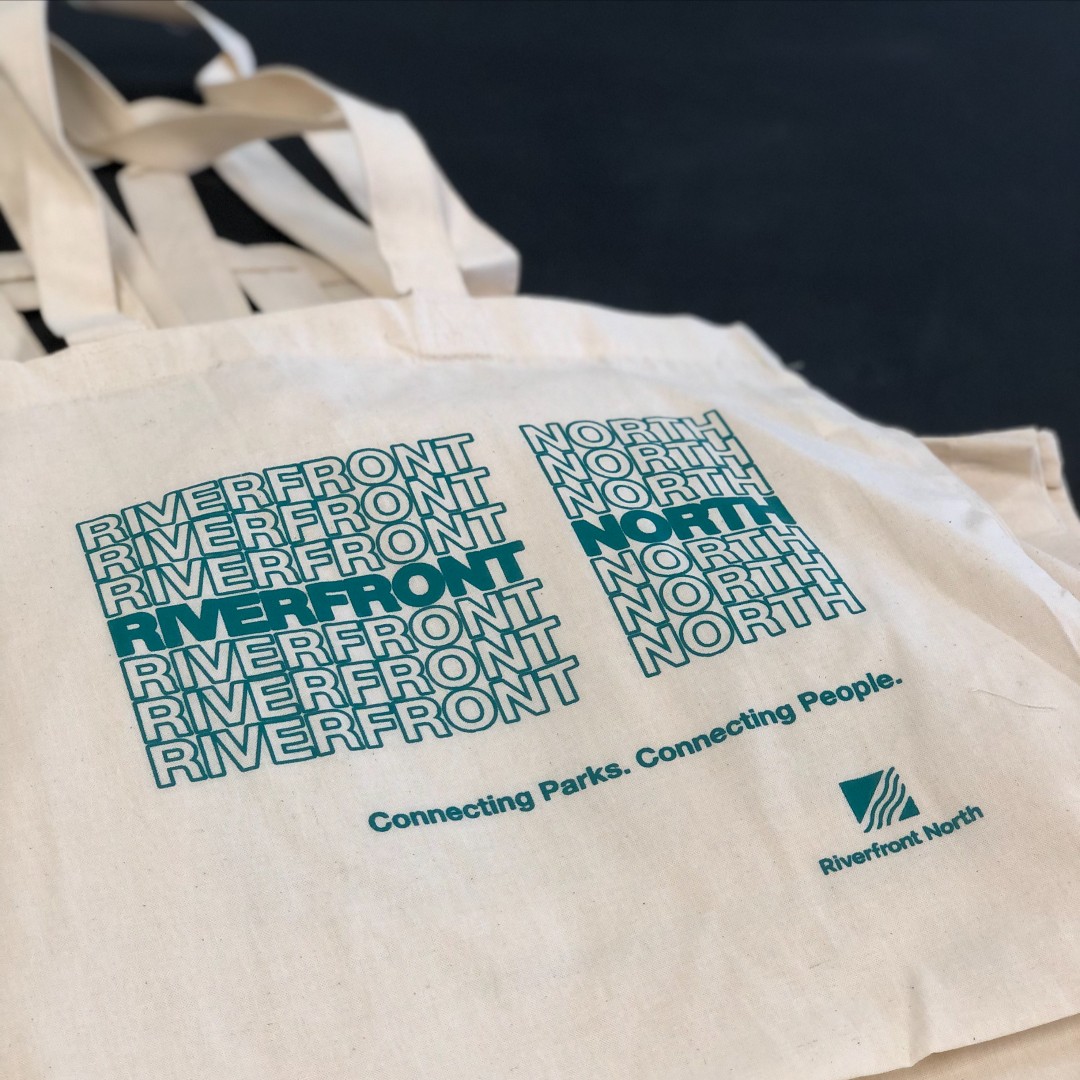 RiverfrontNorth's tweet photo. Goodbye plastic bags. Hello Riverfront North tote! 
Get yours by becoming a Trailblazer Today! https://t.co/GjXHtt4Daw
#delawareriver #northeastphilly #portrichmond #bridesburg #wissinoming #tacony #holmesburg #torresdale #phillytrails #myphillypark https://t.co/pclewUXNps