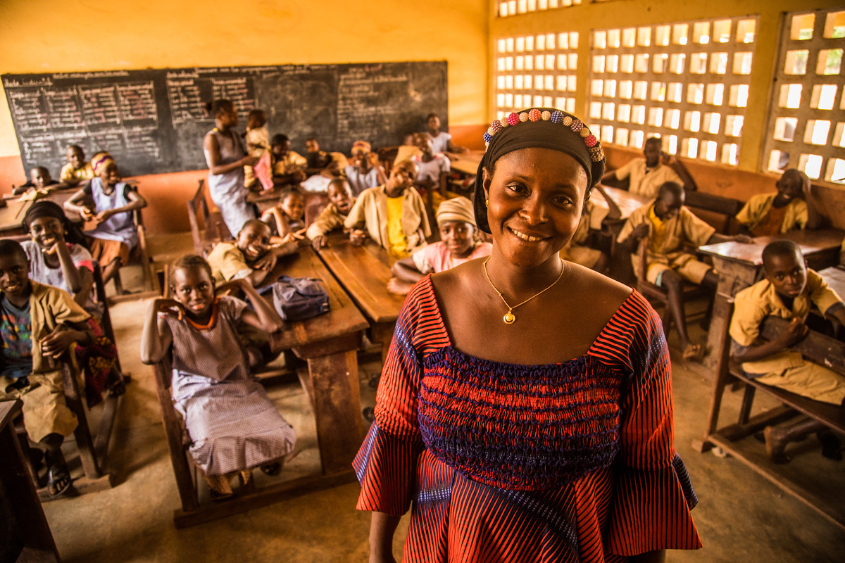 WBG_Education's tweet photo. How can we better support teachers to succeed and create the best educational experiences for their students? 

Join our @WorldBank’s Putting Teachers at the Center: Celebrating #WorldTeachersDay event!
📆October 5
⏰10:00-11:30am EDT

ℹ️ https://t.co/I0Am8hcMvd

#WBTeachers https://t.co/X3ig0VlEa0