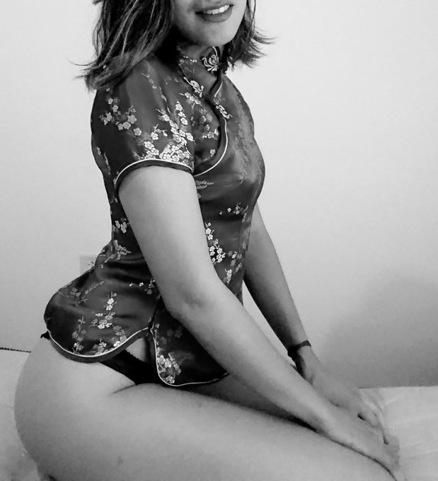 Hola😘 https://t.co/wo3L6anFhr<a href="/tag/real"class="tags"><span>#real</span></a><a href="/tag/brunette"class="tags"><span>#brunette</span></a><a href="/tag/sexy"class="tags"><span>#sexy</span></a><a href="/tag/latina"class="tags"><span>#latina</span></a><a href="/tag/young"class="tags"><span>#young</span></a><a href="/tag/sexygirl"class="tags"><span>#sexygirl</span></a>