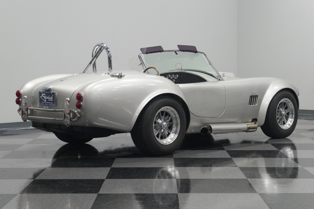 streetsidecars's tweet photo. #SoldItWithStreetside! This 1965 #Shelby #Cobra Factory Five features a 5.0-liter V8 teamed with a #Tremec 5-speed manual transmission.

Link: https://t.co/noViVBHnUV

#sellitwithstreetside #shelbycobra #vintagecobra #vintageshelby #classiccobra #factoryfive #cobrafactoryfive https://t.co/zmWnkd3LIW