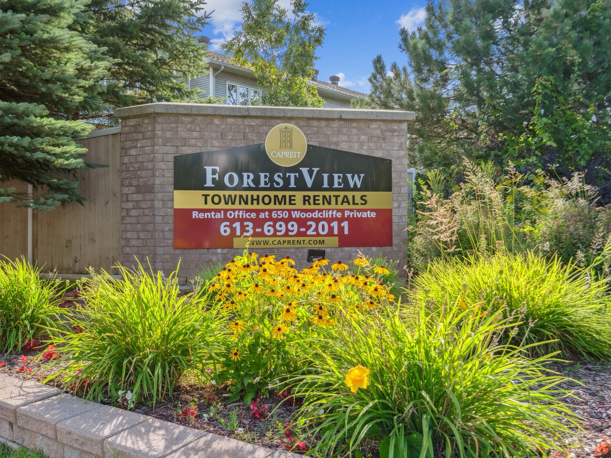 Caprent's tweet photo. Enjoy lush green living amidst Orléans, Ottawa at Forestview Townhomes. Located in a mature community, this area is bursting with parks, restaurants, bilingual schools, and welcoming neighbours. 

Learn more at - https://t.co/Dxf8apeat0

#CAPREIT #REITsForHousing #BestPlaceToLive https://t.co/98RMcK4lY8