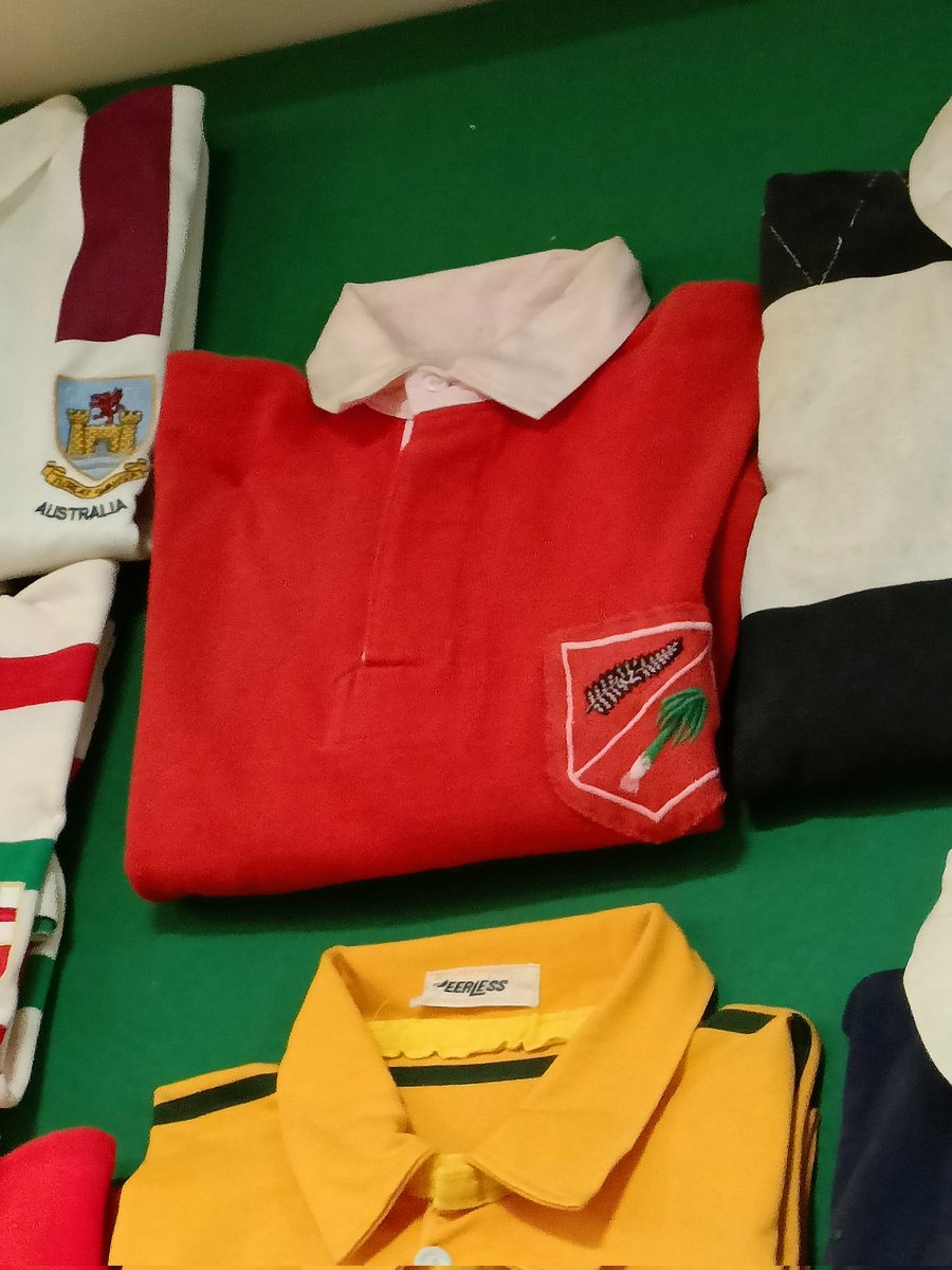 DaiAllen1983's tweet photo. Does anybody know what jersey this is? https://t.co/bvJZo4Rk4O