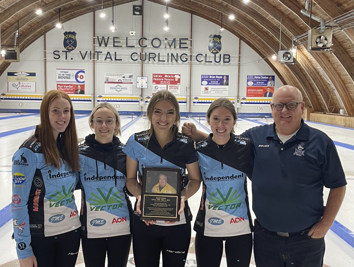A big congratulations to the 2022 ⁦<a href="/HardlineCurling/">Hardline Curling</a>⁩ Larry Jones Junior Classic Champions ⁦<a href="/teamgracebeaud2/">Beaudry Curling Company</a>⁩! Keep up the awesome playing! 
#HardlineNation #icePad #JoinTheRevolution #HardlineWin