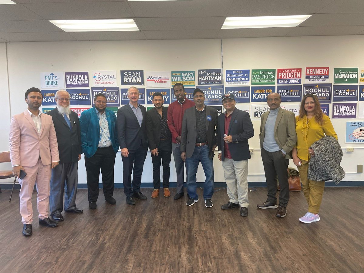 From Suffolk to Erie, Team Hochul had a busy weekend talking to New York voters about the importance of supporting Democratic candidates up and down the ballot!