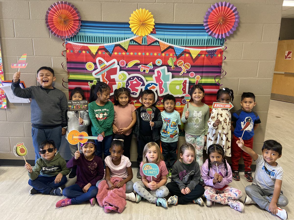 MadisonDionne2's tweet photo. These kindergartners are so excited about all the book options at the book fair fiesta!! Thank you, @JamieSLester, for instilling the love of books in these kiddos! https://t.co/Lm1XiTxBN2