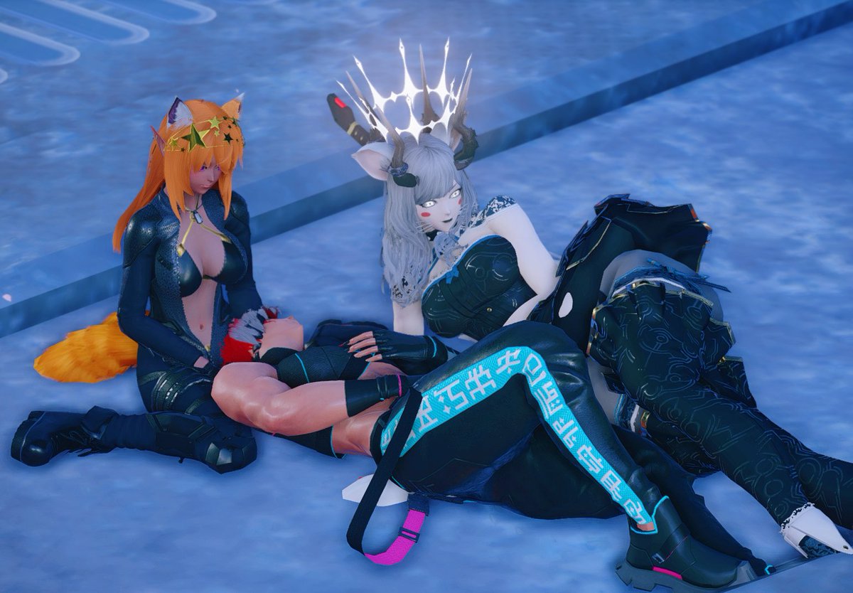 Christi36798533's tweet photo. Haha some pics pso hubby @Liona_NGS took of us with friends and guild.

Love this mans skills.
#PSO2NGS #KingCorpse https://t.co/AM6d6uMuwk