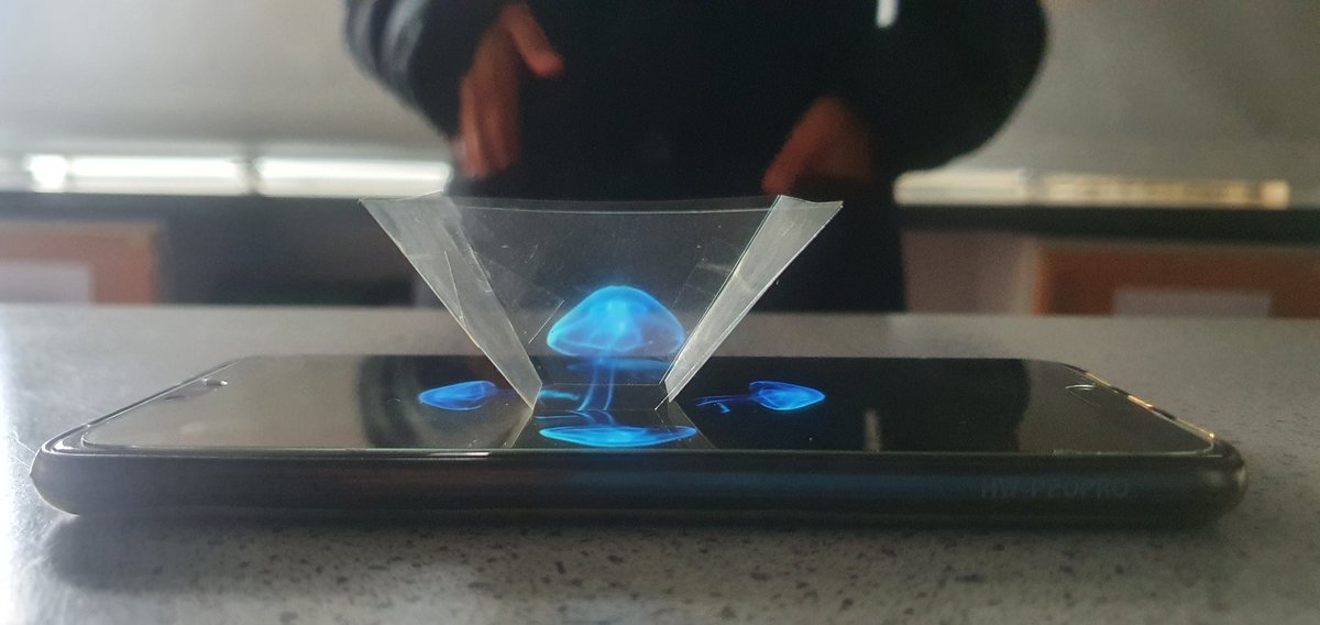 GryffeHighSch's tweet photo. This week at science club at lunch, S1 were making hologram projectors https://t.co/hVq9ApfyUD