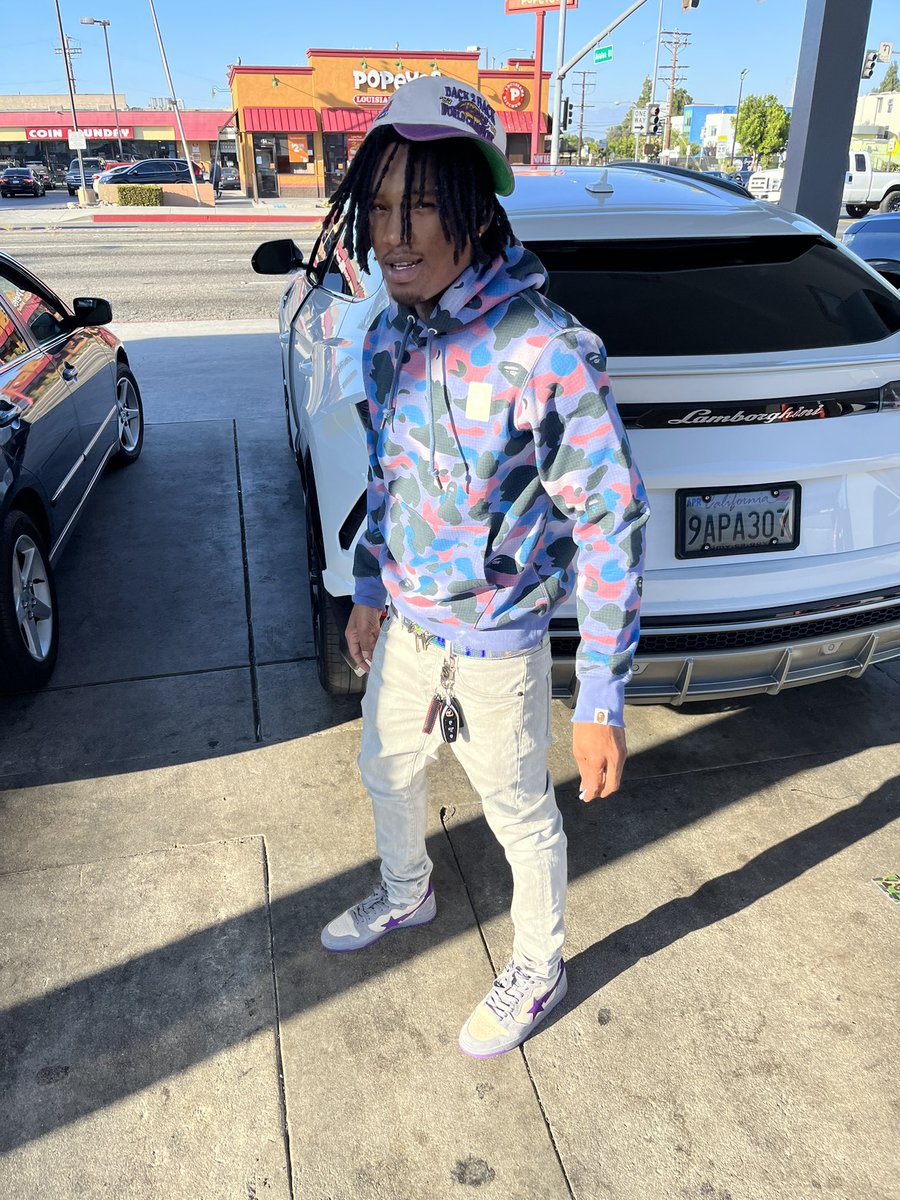 Lulswervefrmgst's tweet photo. Lamb Chop π I just pulled up in some food π₯ I told lil mama tie up my shoes π showed her 2Million Cashπ°now she woozy π΅βπ«ππ #FreeThaDueces #LLY2 #GG #BRM https://t.co/LI8Mt7pAlS