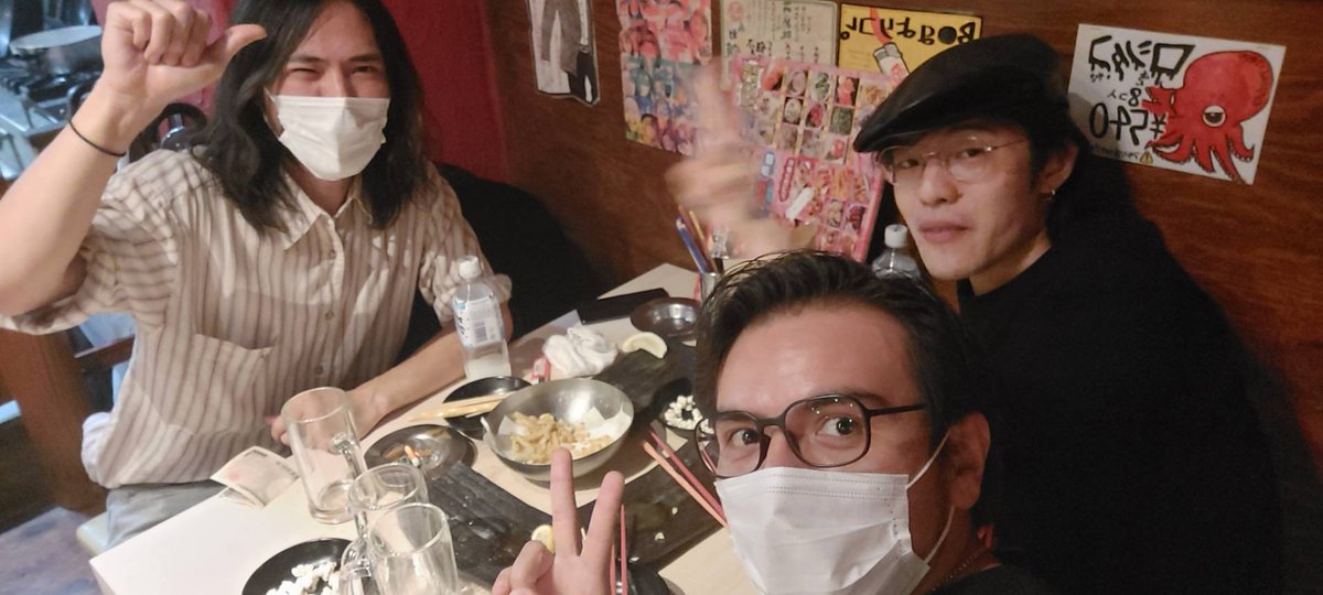 DreamingApples's tweet photo. どうもありがとう😉👍️🎶、シーザーさん!
これからも宜しくお願いします!
がんばります。
#chickeye #脚疴 #alternative #オルタナティブ https://t.co/GJ5yEaLOQN